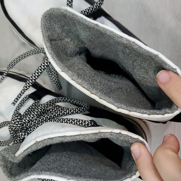 Sorel Women Outdoor Explorer Non Shell Waterproof Ankle Booties shoes sz7 - Picture 12 of 13